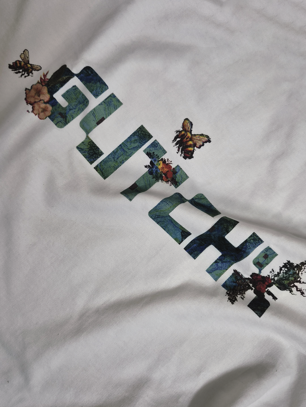 INSTINCT OVERSIZED T-SHIRT
