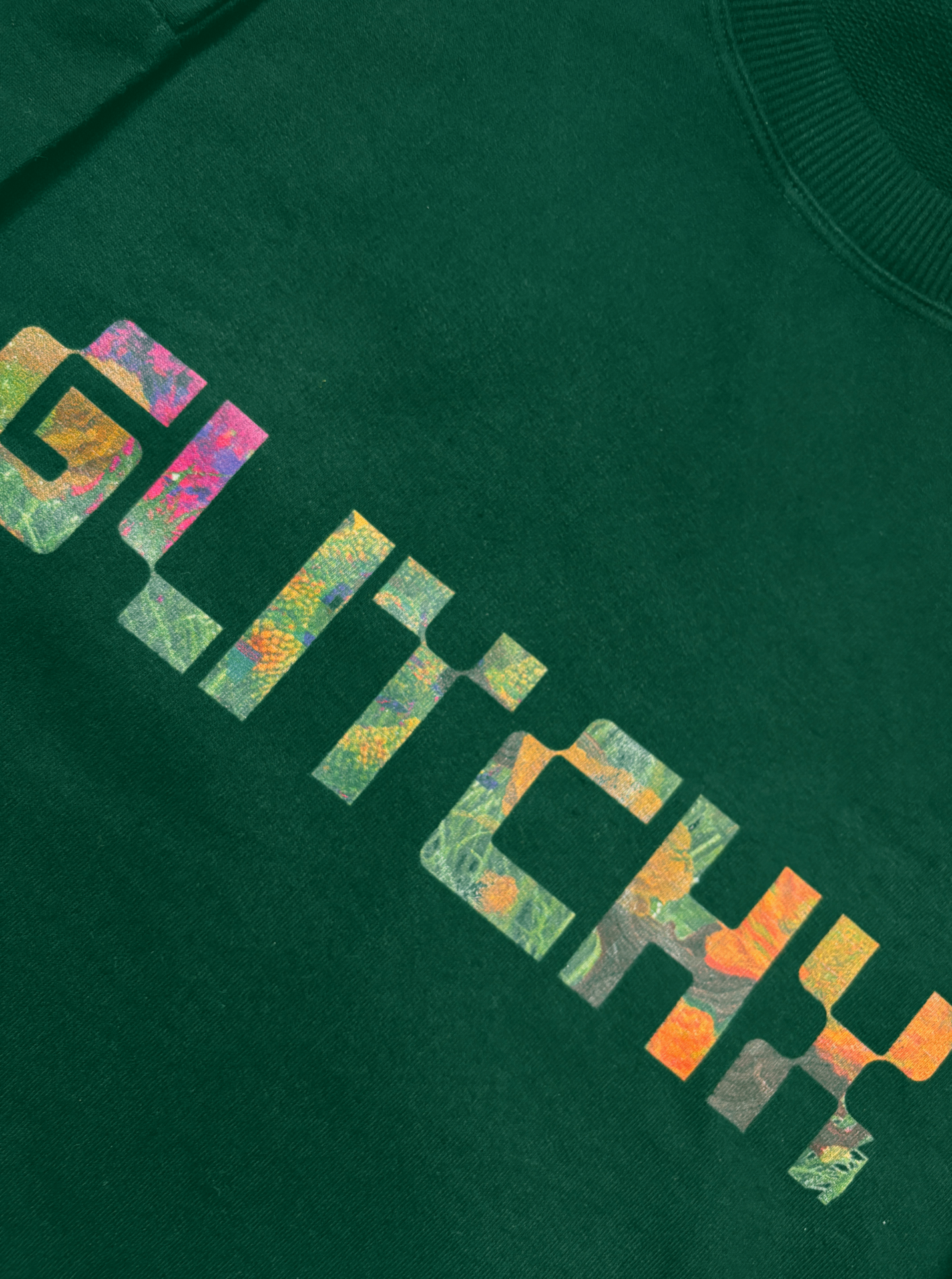 CAMOUGLITCH OVERSIZED T-SHIRT