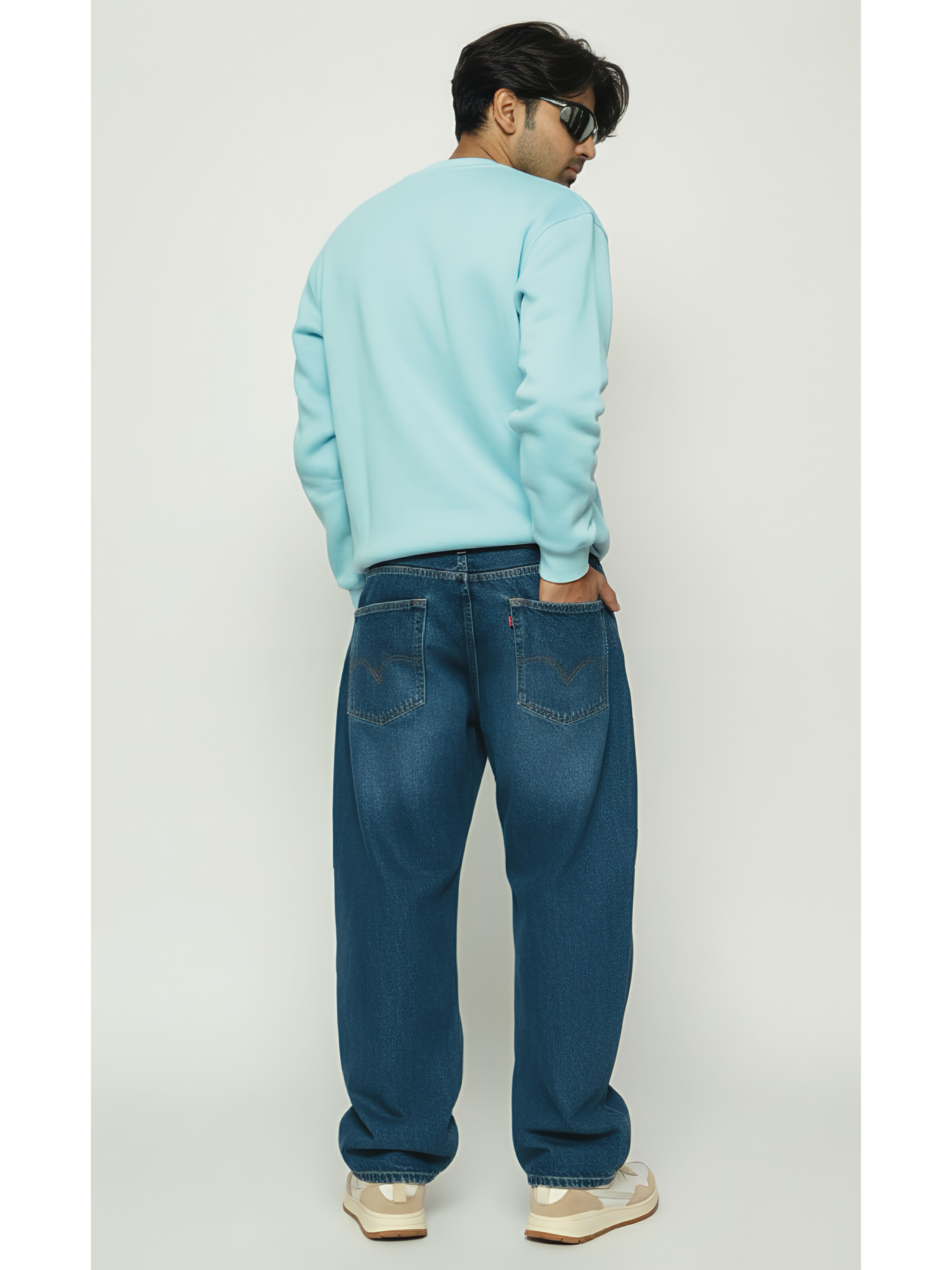 POWDER BLUE PLAIN SWEATSHIRT